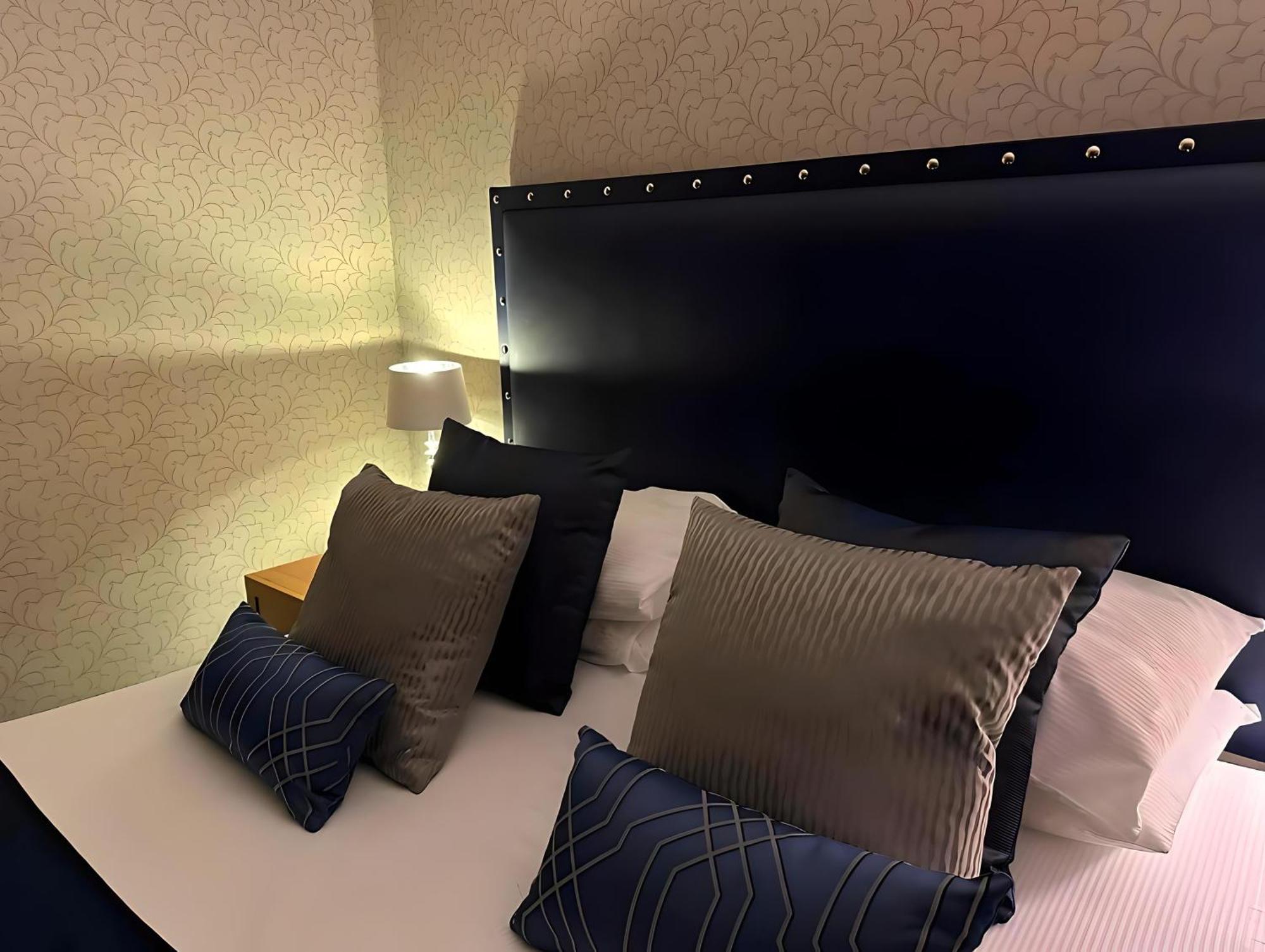 Caerwylan Hotel คริกเคียธ ภายนอก รูปภาพ