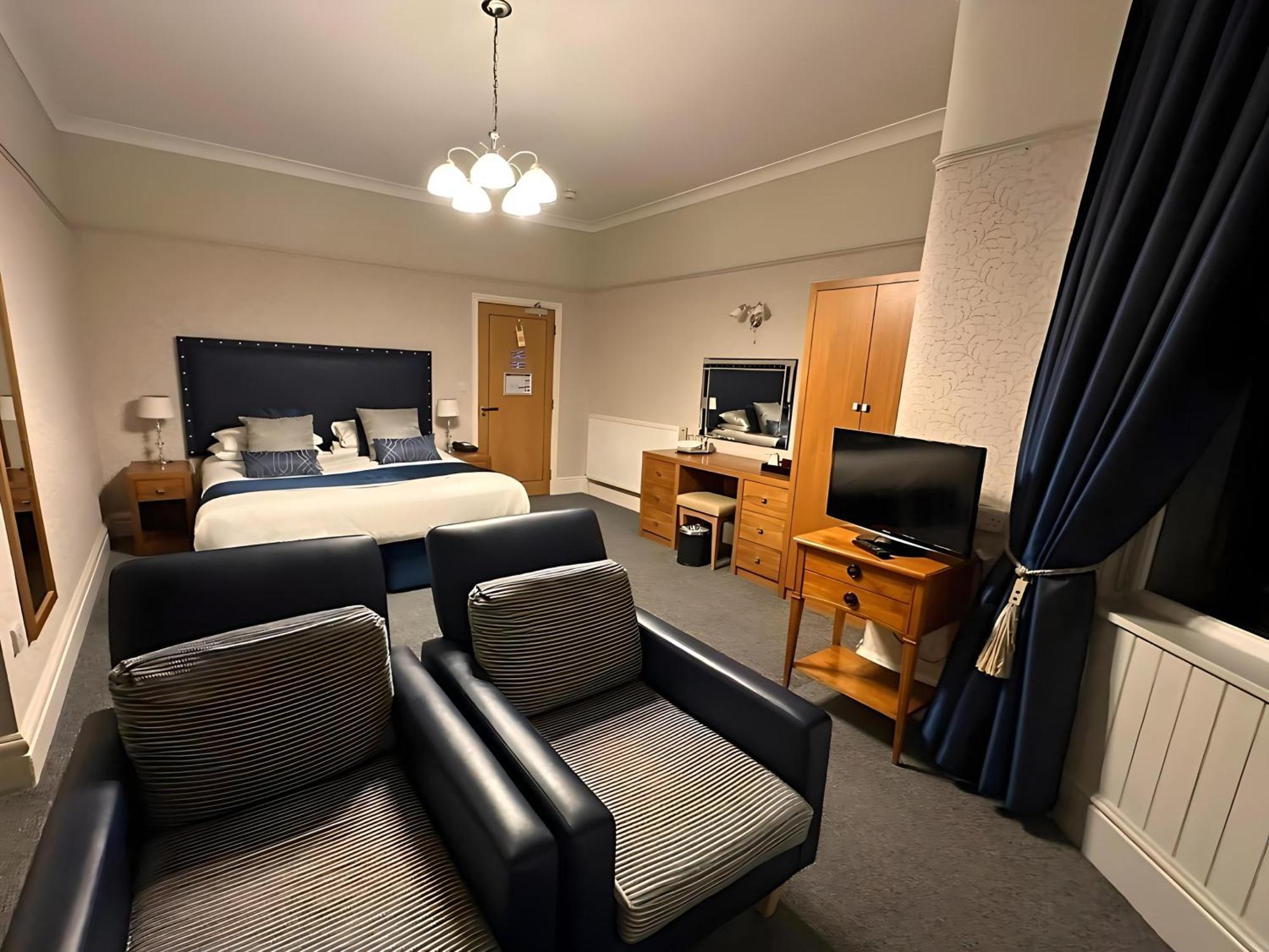 Caerwylan Hotel คริกเคียธ ภายนอก รูปภาพ